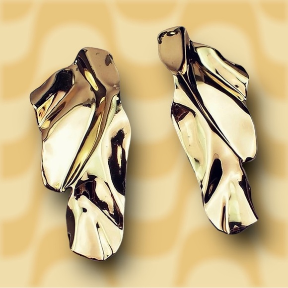 NEW Large Crumpled Goldtone Drop Earrings Designer Luxury Inspired - Picture 12 of 16